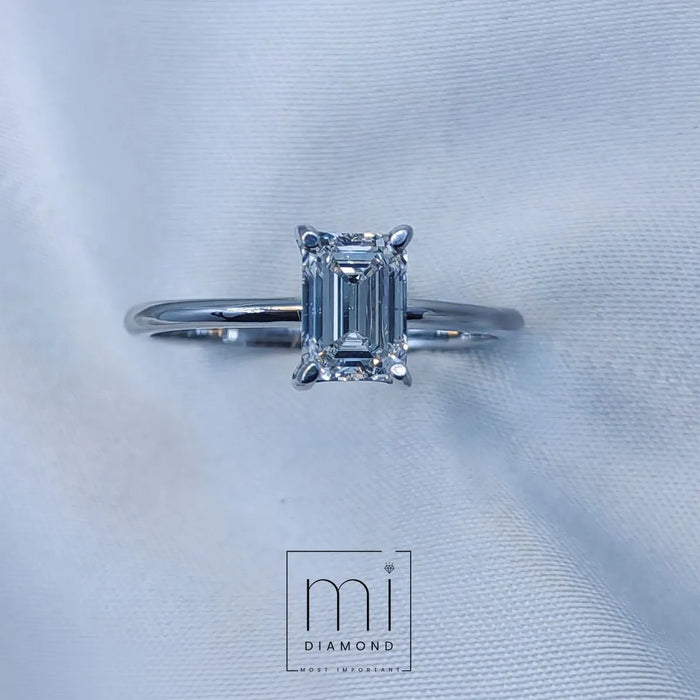 1.00 carat D color Vs1 Radiant IGI sertifikalı Lab. Pırlanta Yüzük 1
