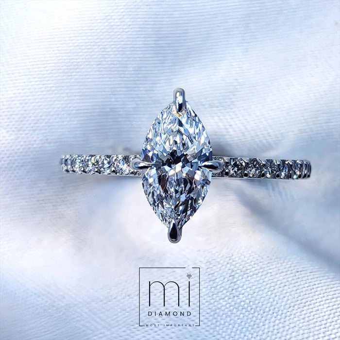 1.21 Carat D color Vs1 Mekik IGI Sertifikalı Lab. Pırlanta Yüzük 1