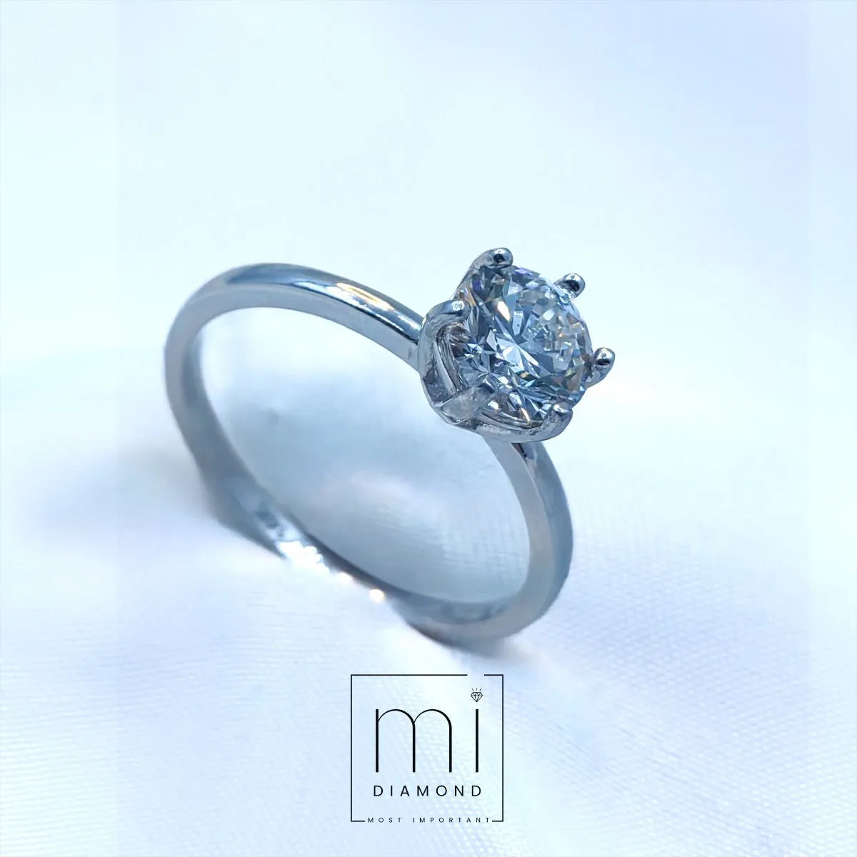 0.50 Carat EF color VVS Yuvarlak IGI Sertifikalı Labaratuvar Pırlantalı Yüzük 1